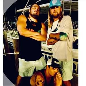 Meet your Posher, Derrick